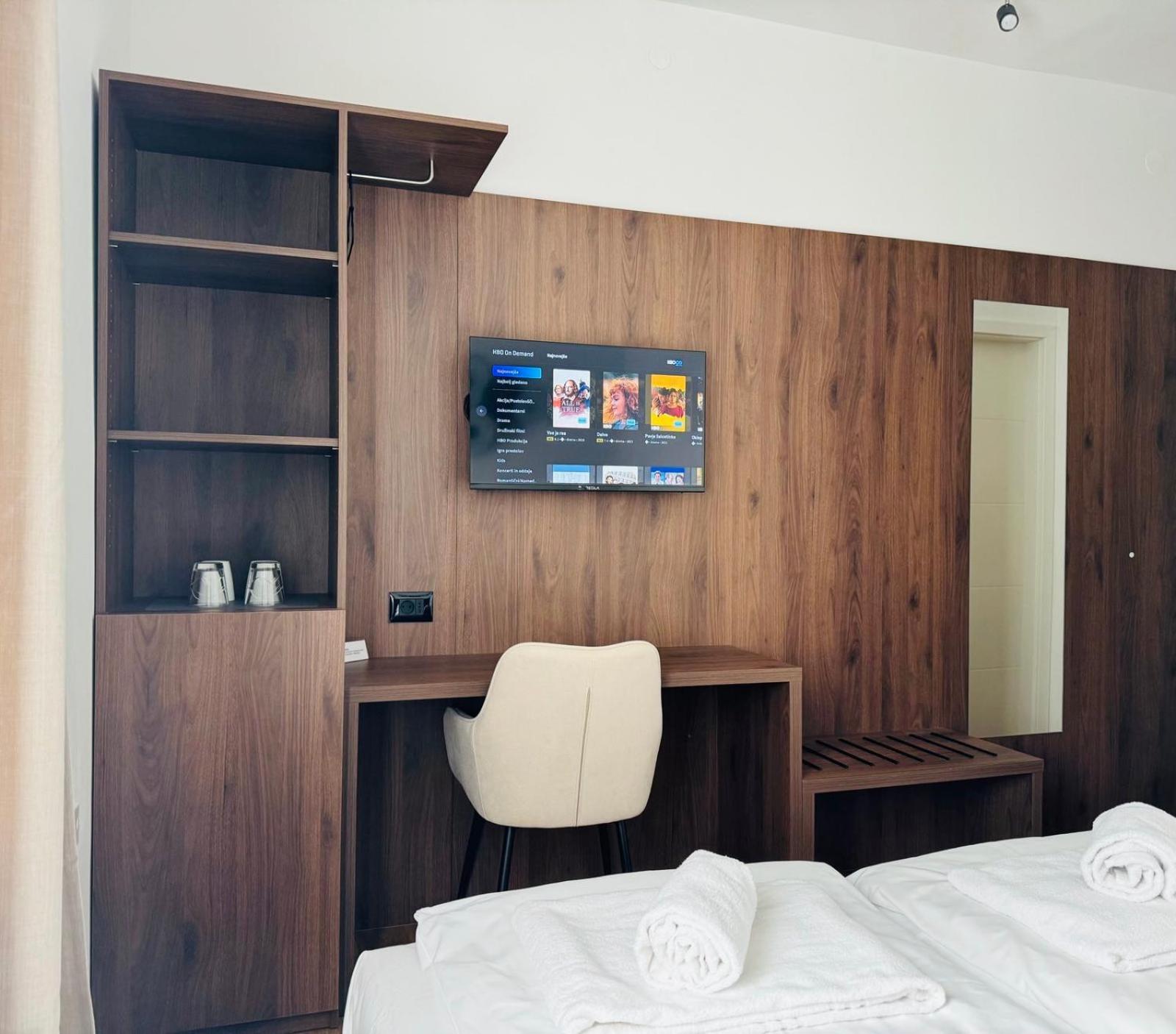 Apartments & Rooms Artemus Belveder Koper Exterior photo